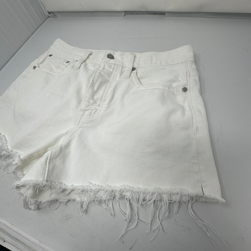Madewell Relaxed Denim Shorts White Frayed Hem Button Fly Womens‎ Size 26 - Picture 9 of 12